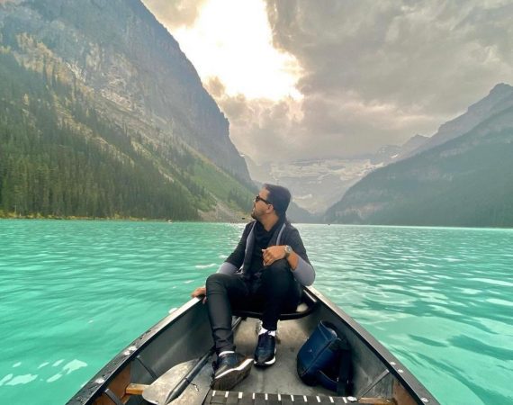 Willian Molinario não demorou para começar a cantar o estilo gospel