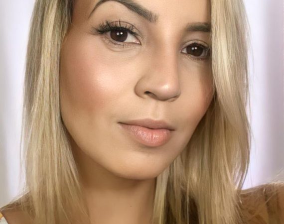Maquiadora Paulynha Sales