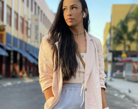 Tyane Benetti Rastros Femininos