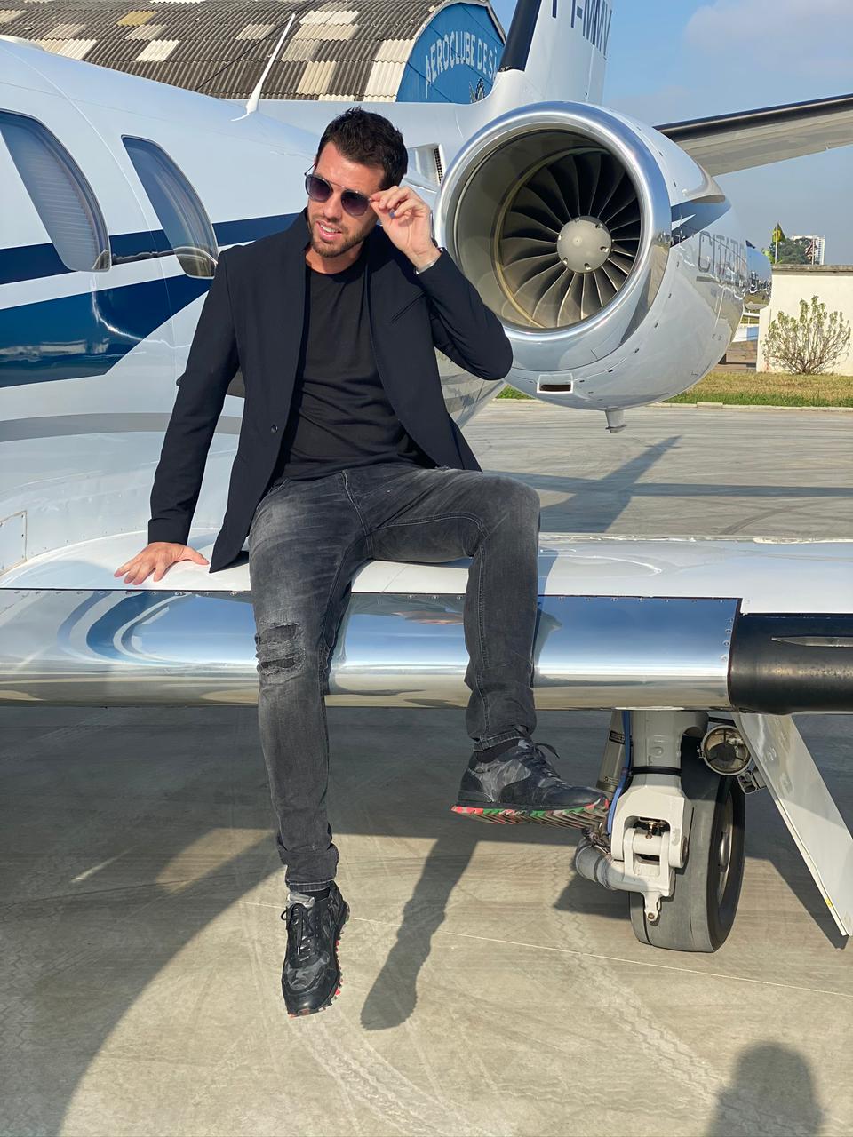 Investidor Diego Aguiar revela: As moedas digitais vieram para ficar - TV  Seja