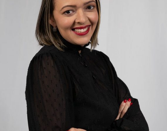 Mari Lins
