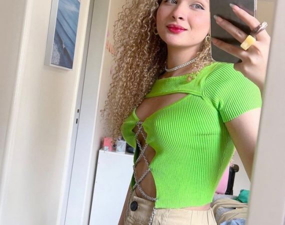 Nivea Cavalcante