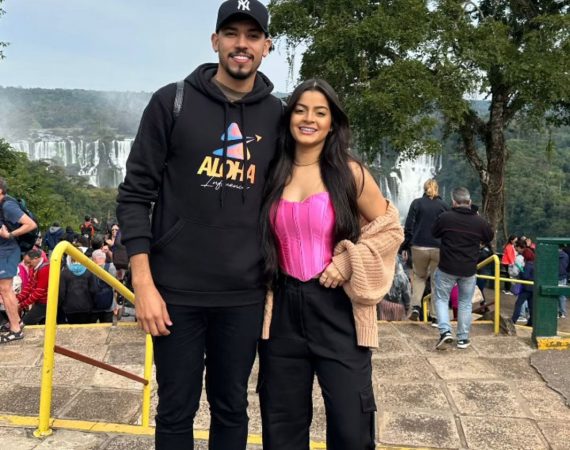 Allysin e sua esposa