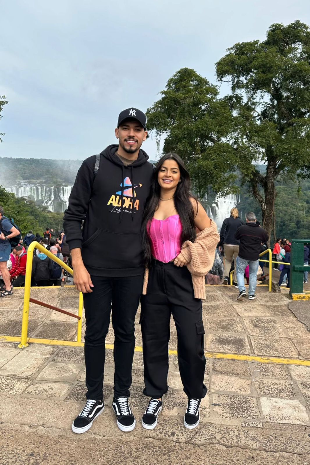 Allysin e sua esposa