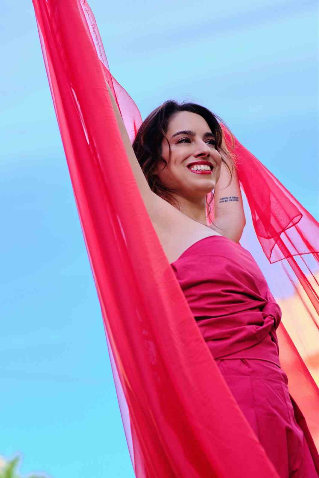 IMAGEM - ANGÉLICA CAPA